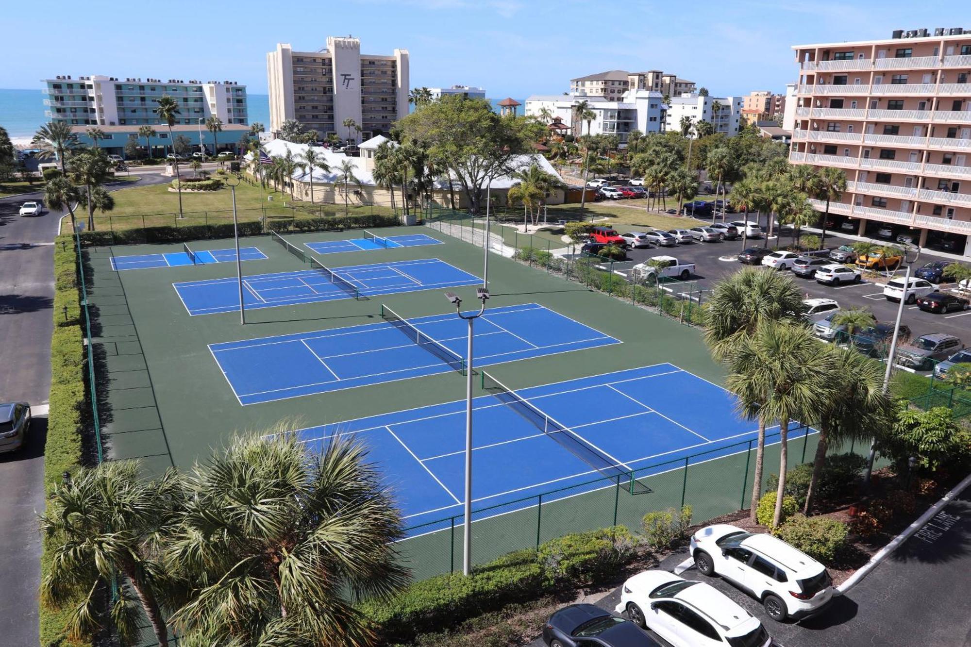 508 Bayshores Yacht & Tennis Club Клиъруотър Бийч Екстериор снимка