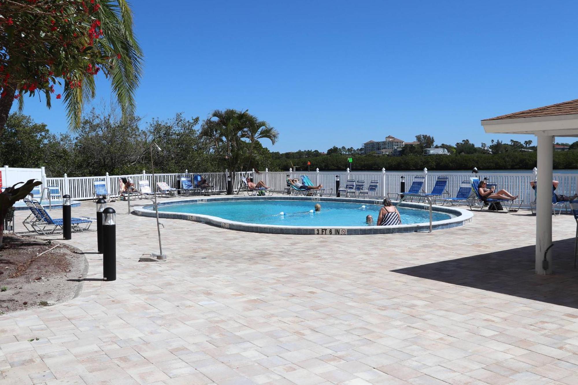 508 Bayshores Yacht & Tennis Club Клиъруотър Бийч Екстериор снимка